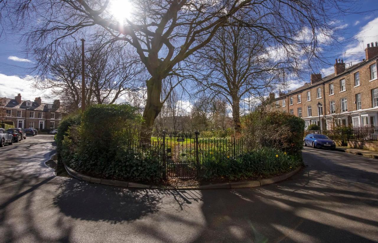 The Garden Square - Unique Luxury Apartment In Historic Garden Square - Ideal For 2 People York Luaran gambar